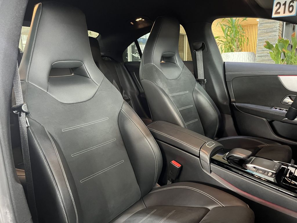 Mercedes-Benz CLA 200 2021