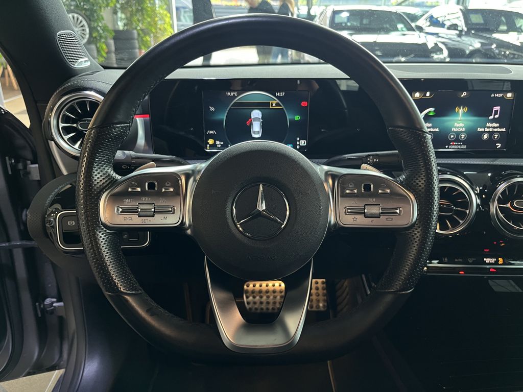 Mercedes-Benz CLA 200 2021