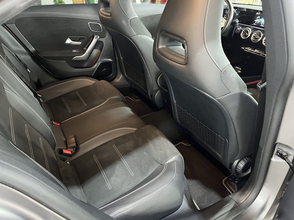 Mercedes-Benz CLA 200 2021