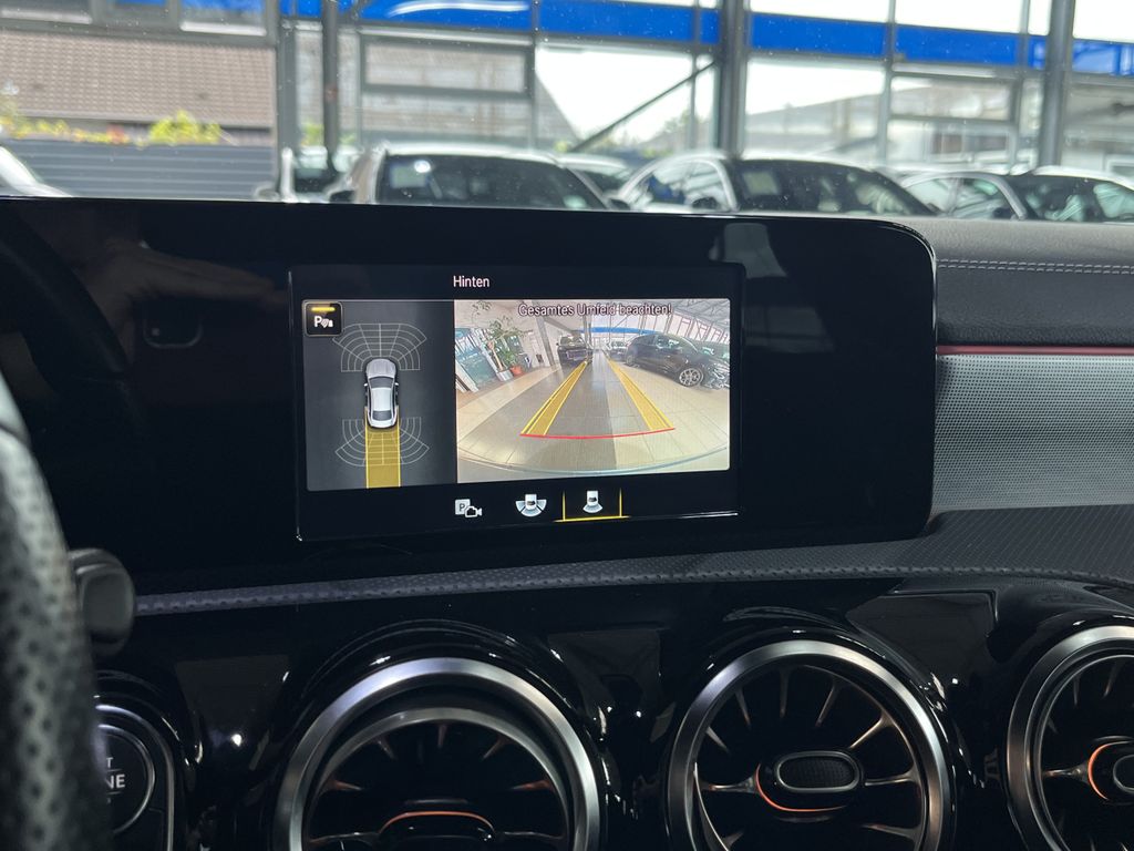 Mercedes-Benz CLA 200 2021