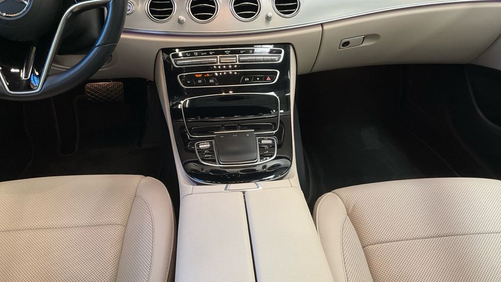 Mercedes-Benz E 300 2020