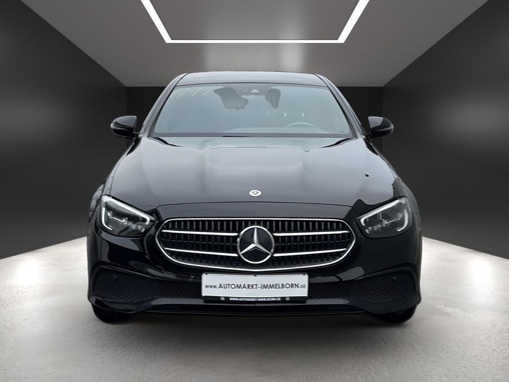 Mercedes-Benz E 300 2022