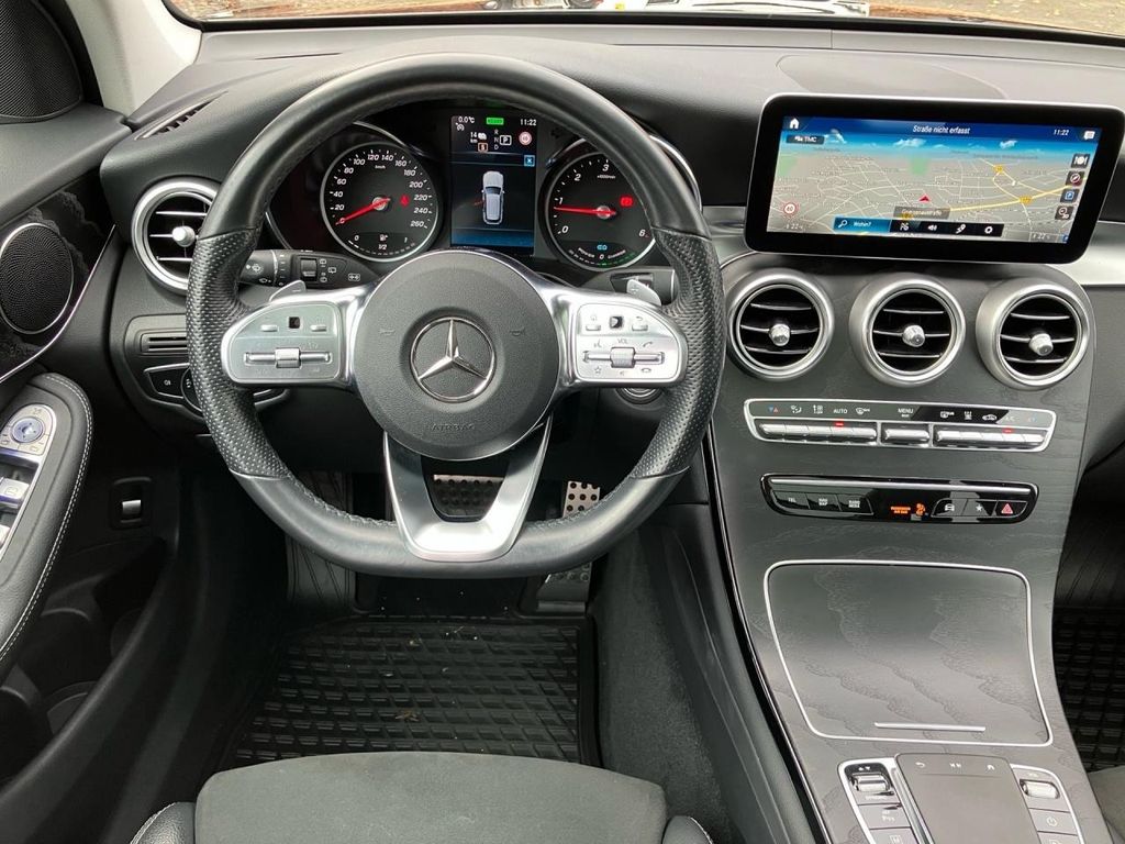 Mercedes-Benz GLC 300 2022