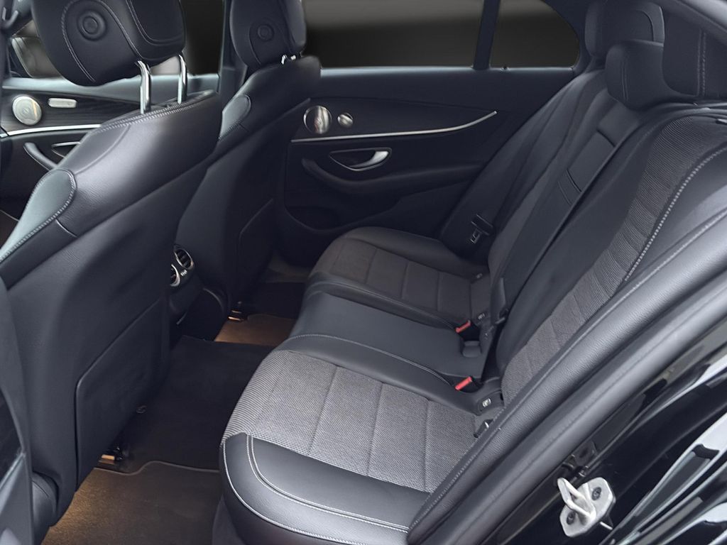 Mercedes-Benz E 300 2022