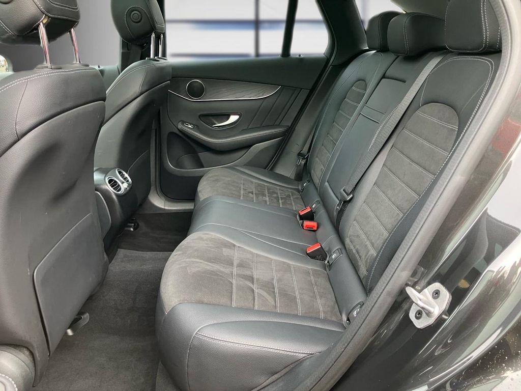 Mercedes-Benz GLC 300 2022