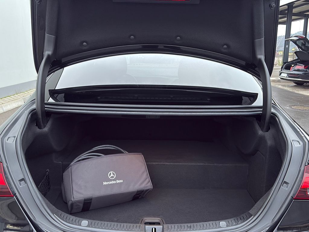 Mercedes-Benz E 300 2022