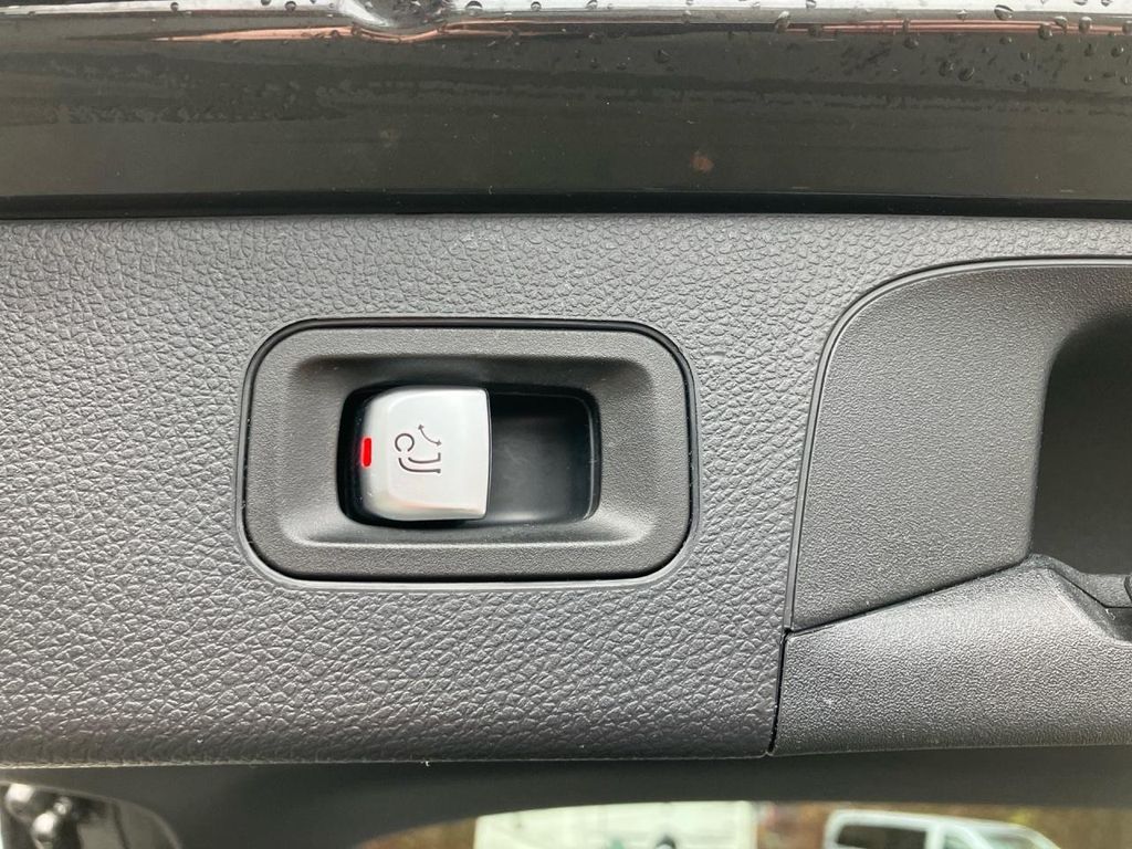 Mercedes-Benz GLC 300 2022