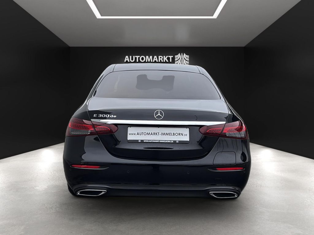 Mercedes-Benz E 300 2022