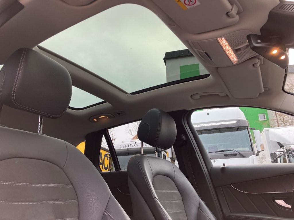 Mercedes-Benz GLC 300 2022