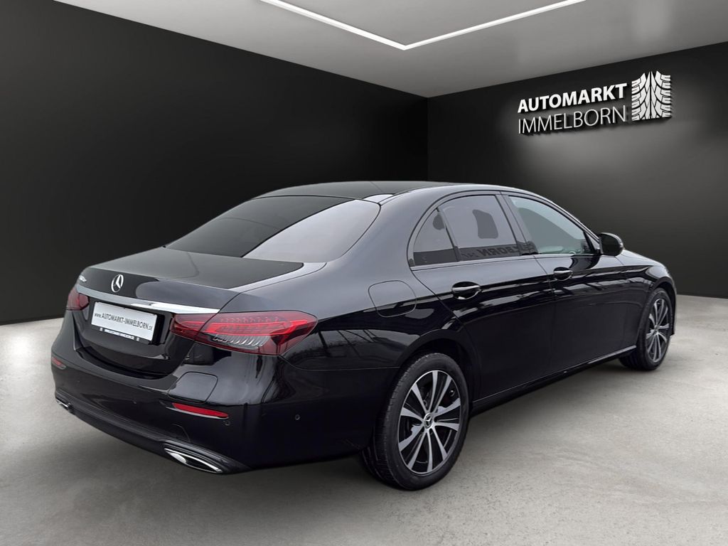 Mercedes-Benz E 300 2022