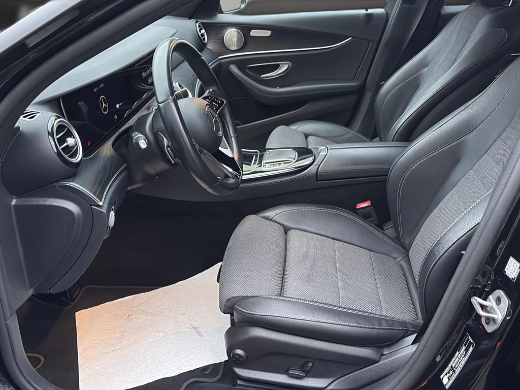 Mercedes-Benz E 300 2022