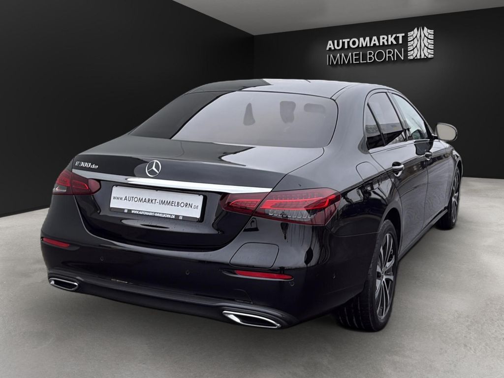 Mercedes-Benz E 300 2022