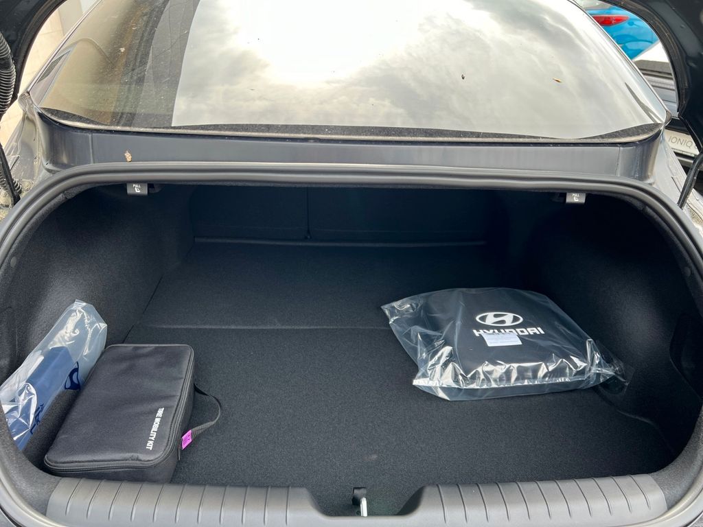 Hyundai IONIQ 6 2024