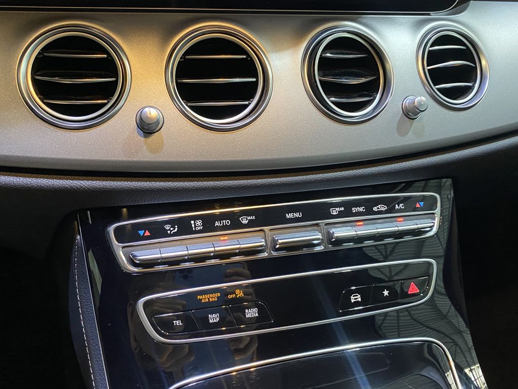 Mercedes-Benz E 220 2022