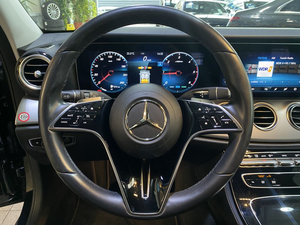 Mercedes-Benz E 220 2022