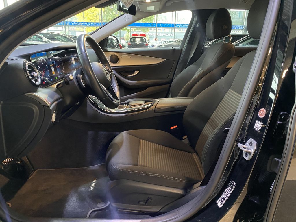 Mercedes-Benz E 220 2022