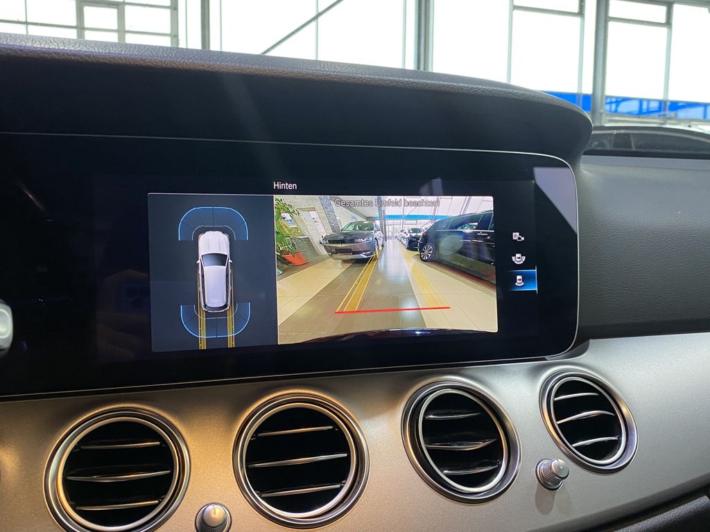 Mercedes-Benz E 220 2022