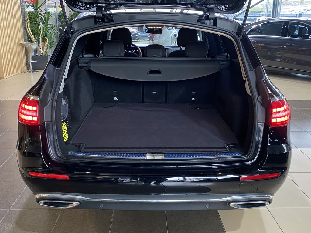 Mercedes-Benz E 220 2022