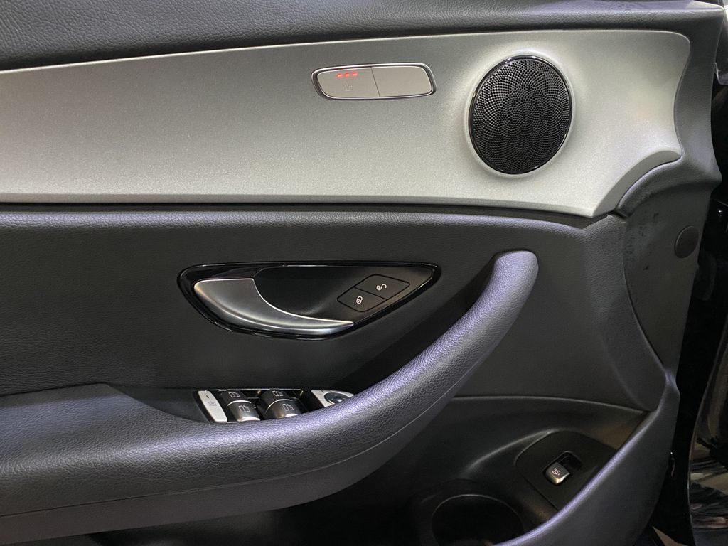 Mercedes-Benz E 220 2022