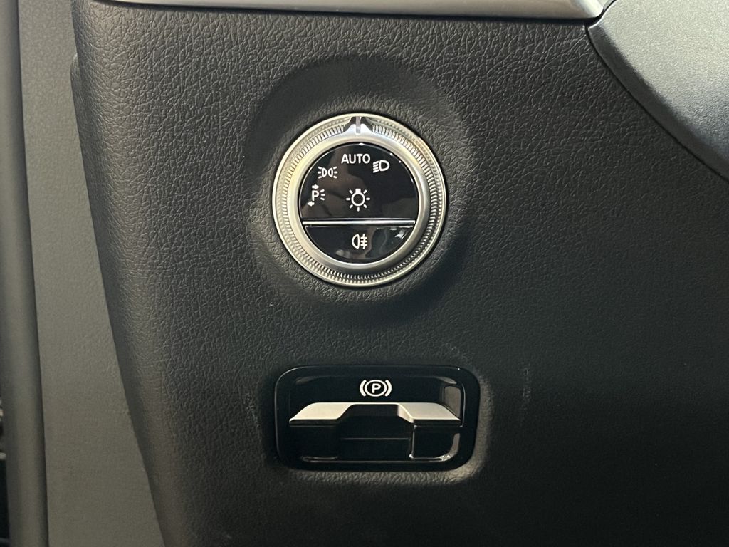 Mercedes-Benz C 200 2023