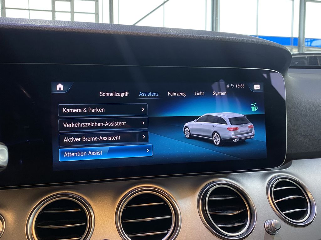 Mercedes-Benz E 220 2022