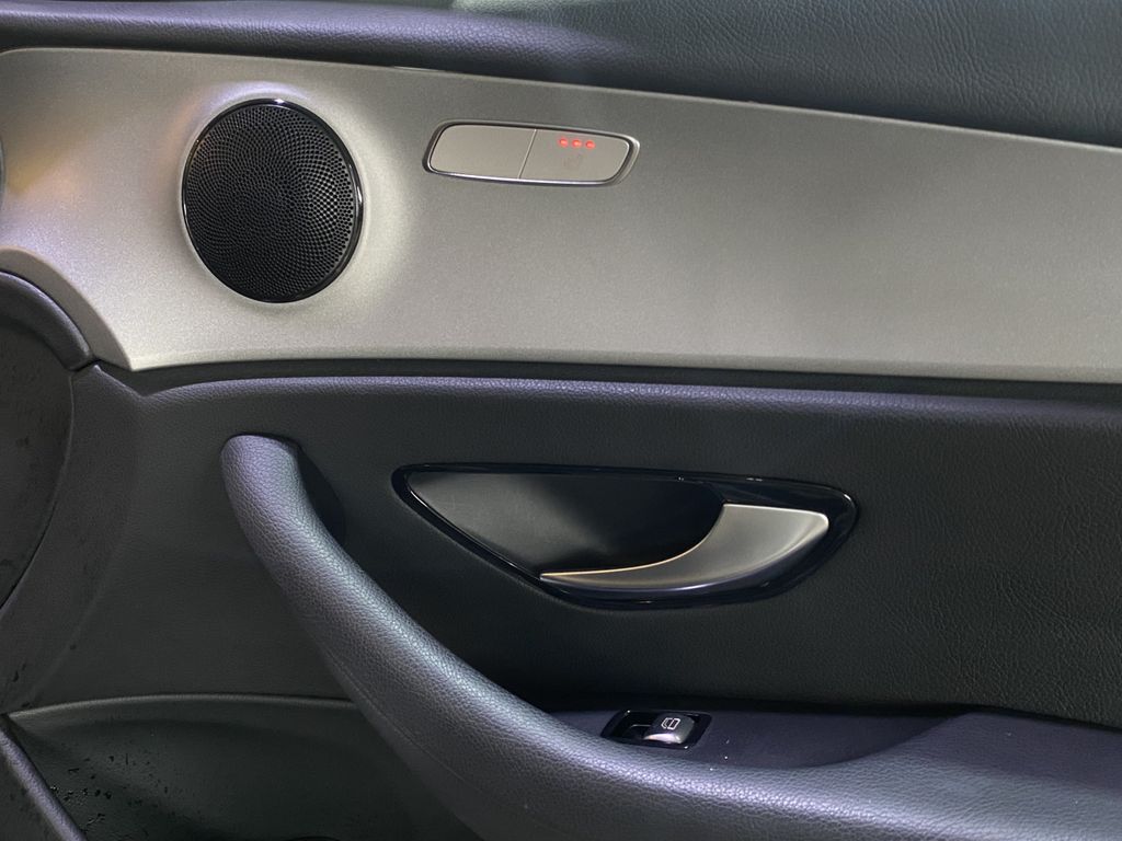 Mercedes-Benz E 220 2022