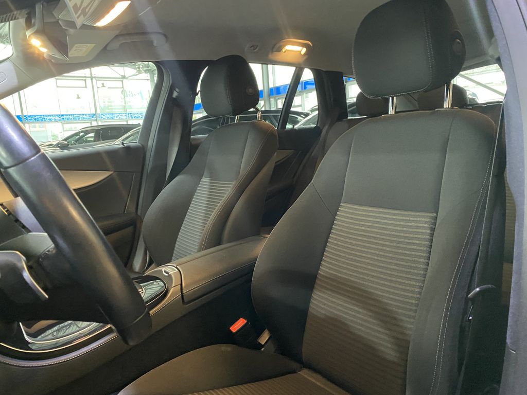 Mercedes-Benz E 220 2022