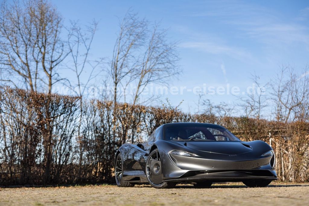 McLaren Speedtail 2021