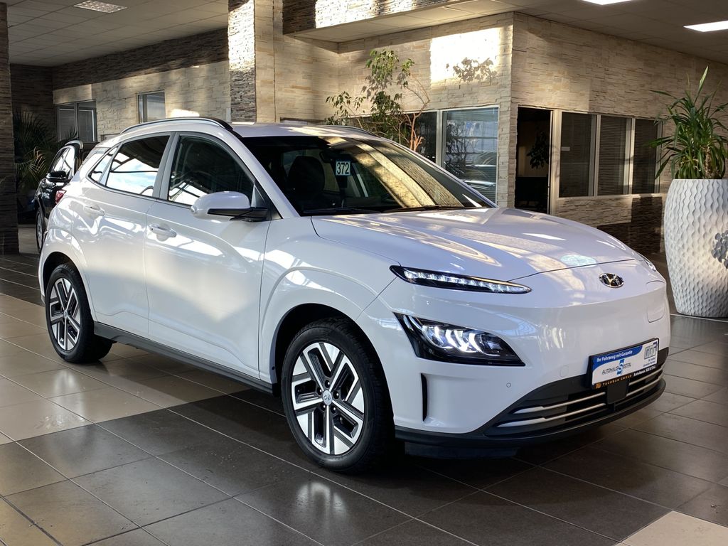 Hyundai KONA 2023