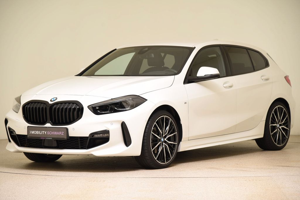 BMW 118 2024