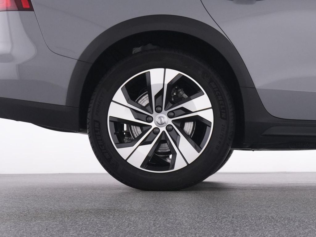 Volvo V60 Cross Country 2023