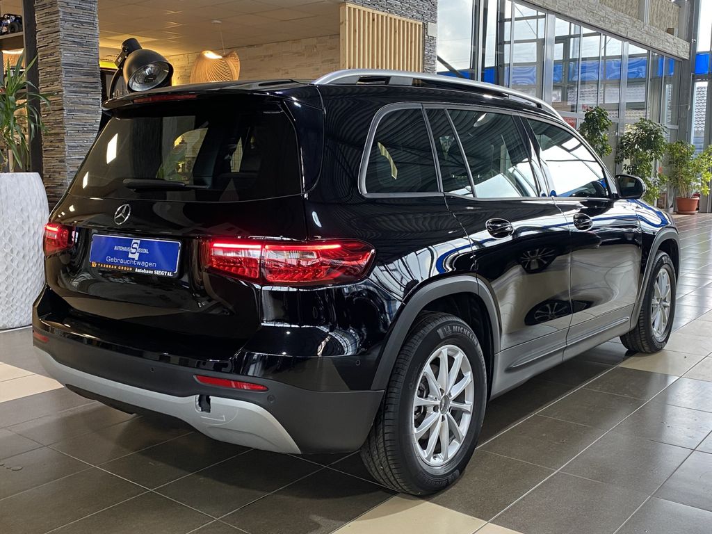 Mercedes-Benz GLB 180 2024