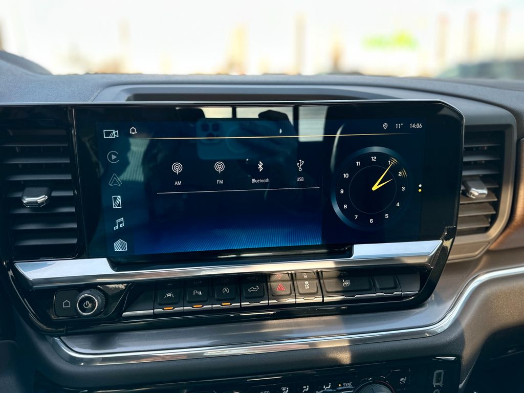 Chevrolet Silverado 2025