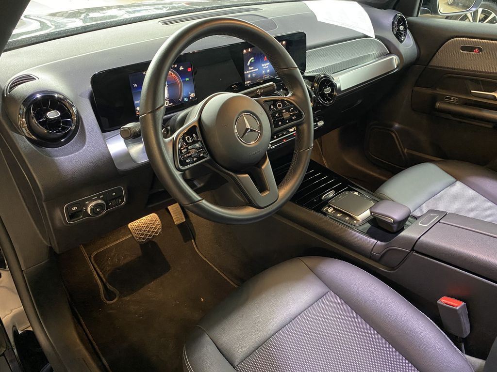 Mercedes-Benz GLB 180 2024