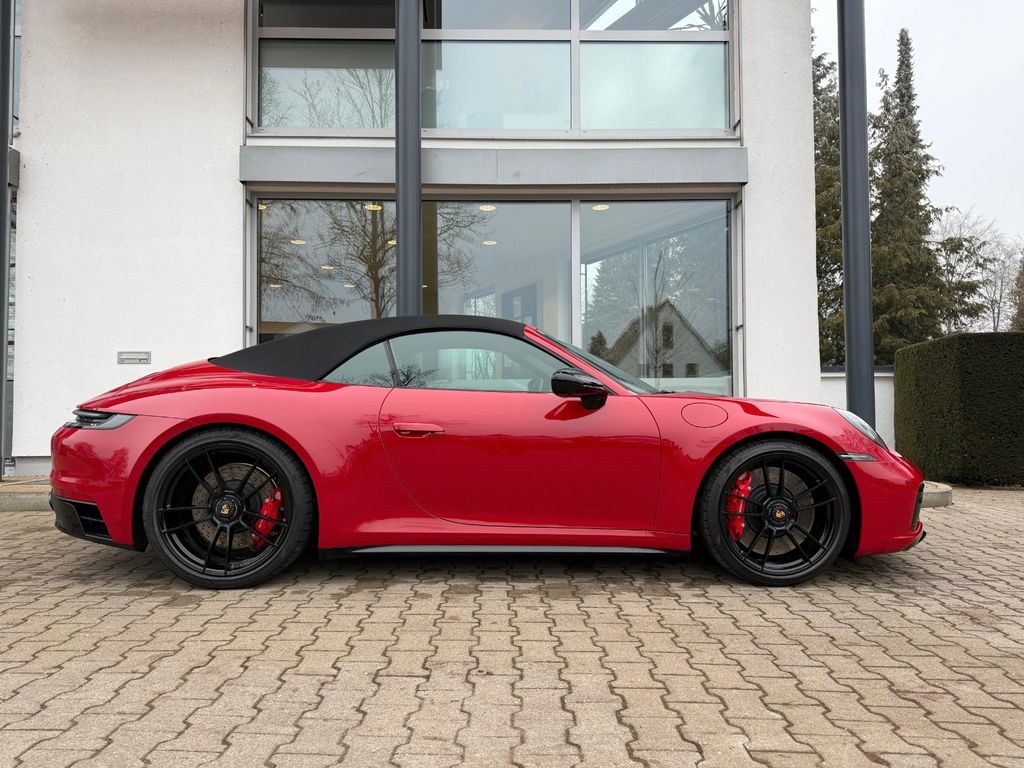 Porsche 992 2024