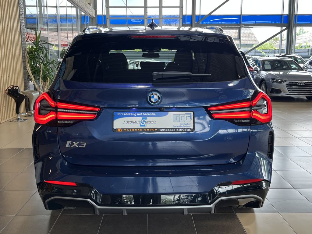 BMW iX3 2023