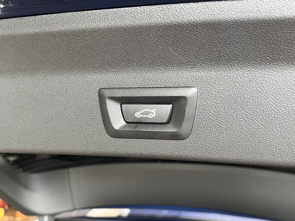 BMW iX3 2023