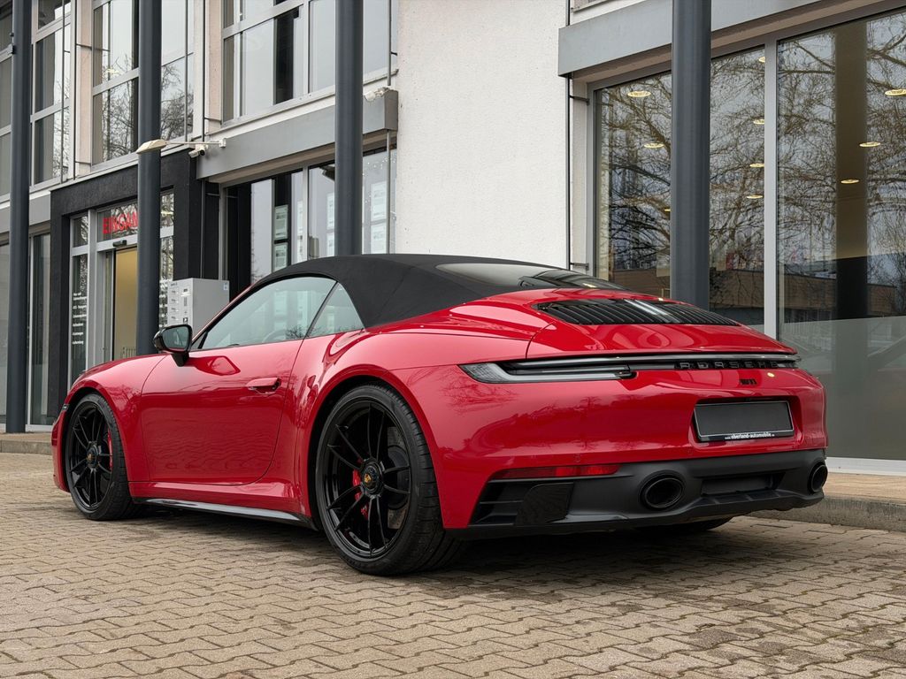 Porsche 992 2024