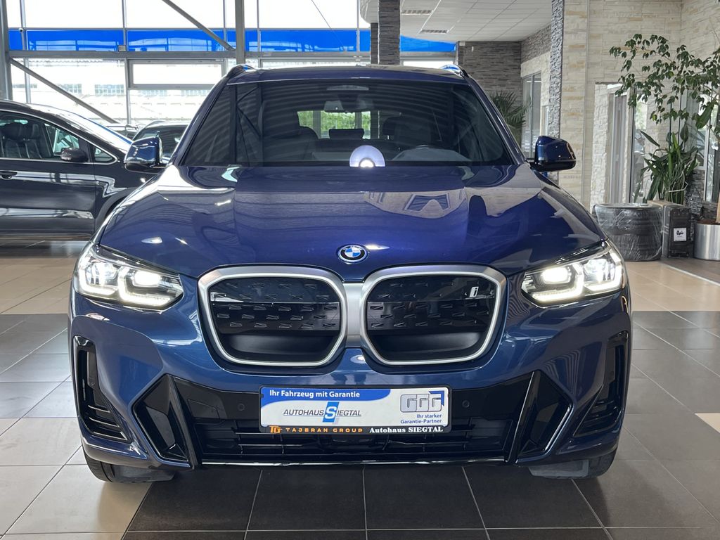 BMW iX3 2023