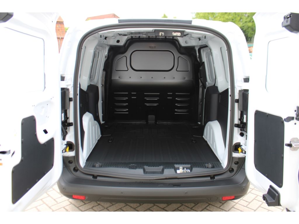 Ford Transit Courier 2025