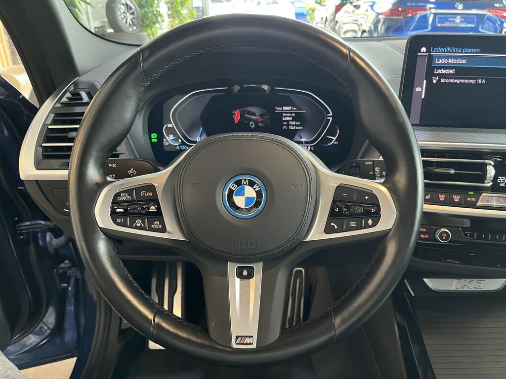 BMW iX3 2023
