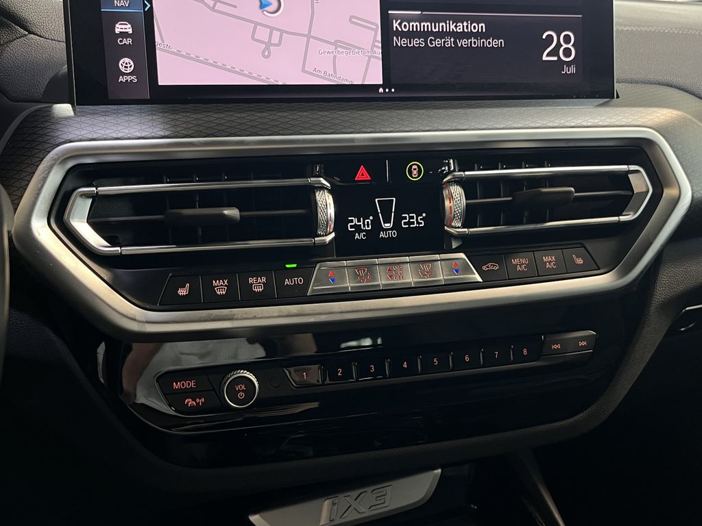 BMW iX3 2023