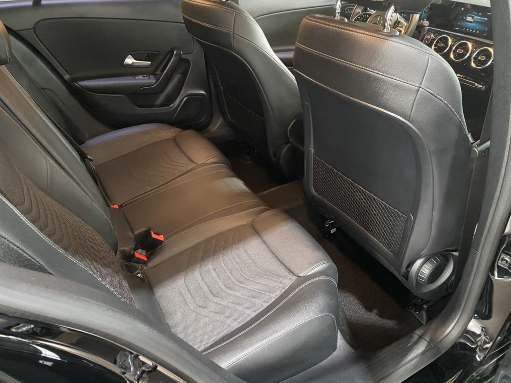 Mercedes-Benz A 200 2021