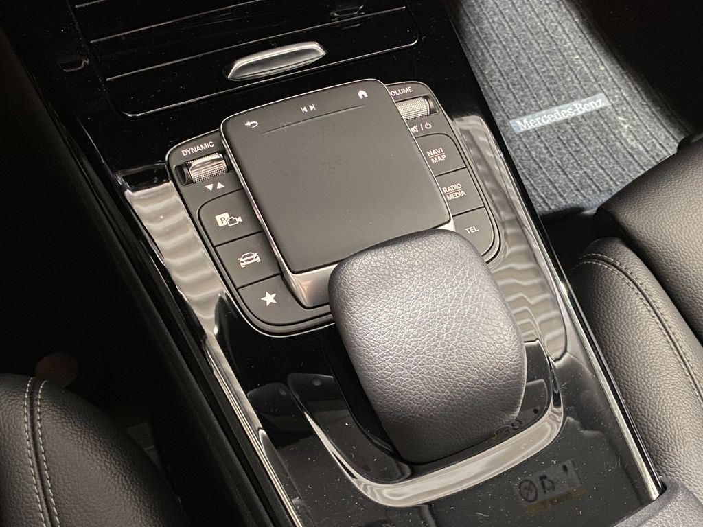 Mercedes-Benz A 200 2021