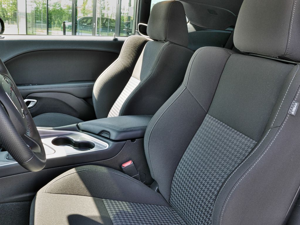 Dodge Challenger 2021