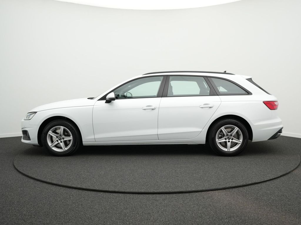Audi A4 2022