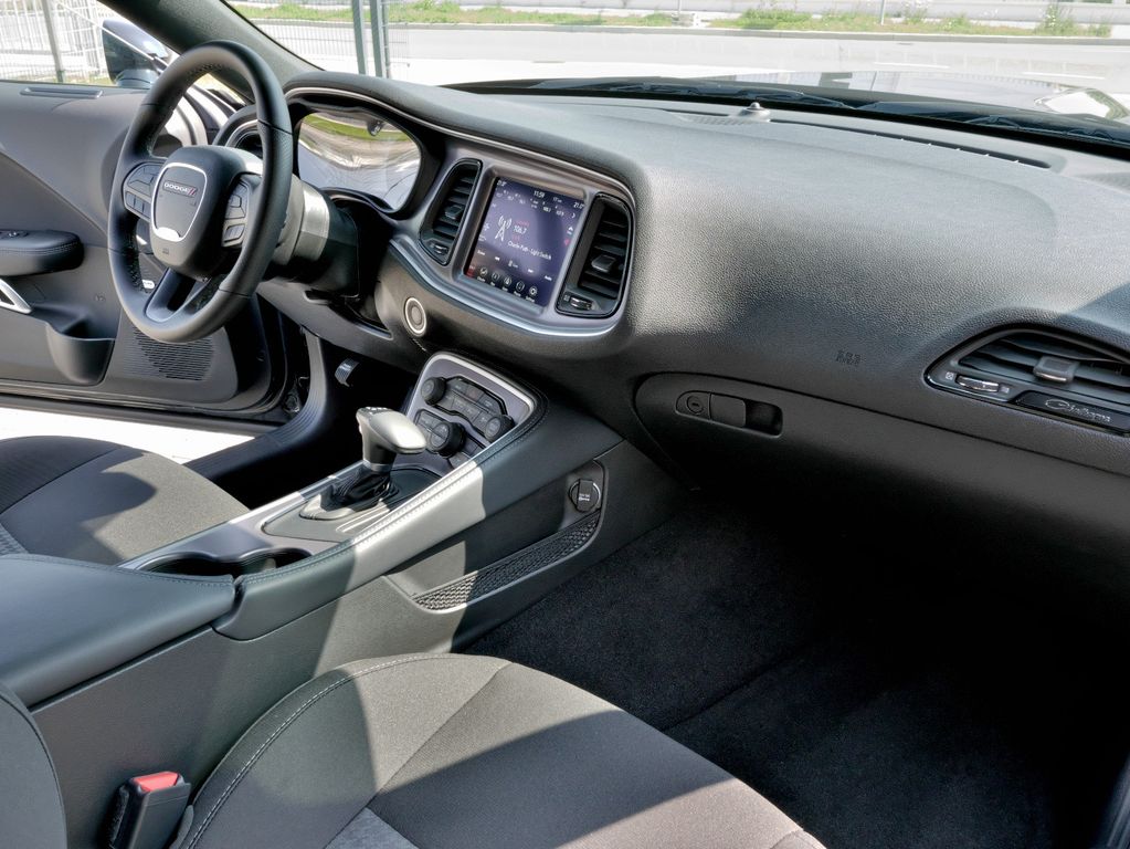 Dodge Challenger 2021