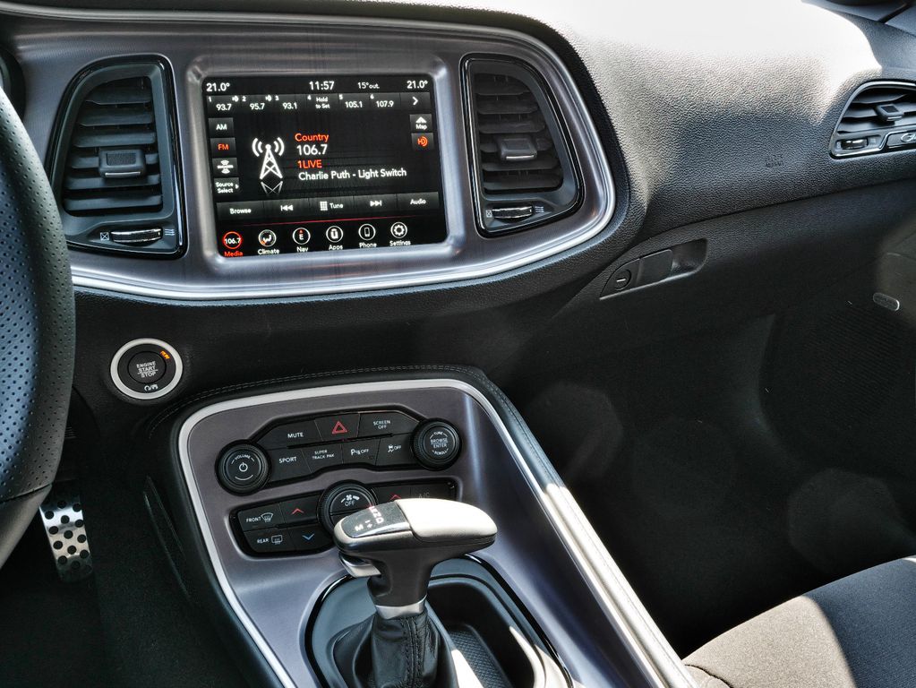 Dodge Challenger 2021