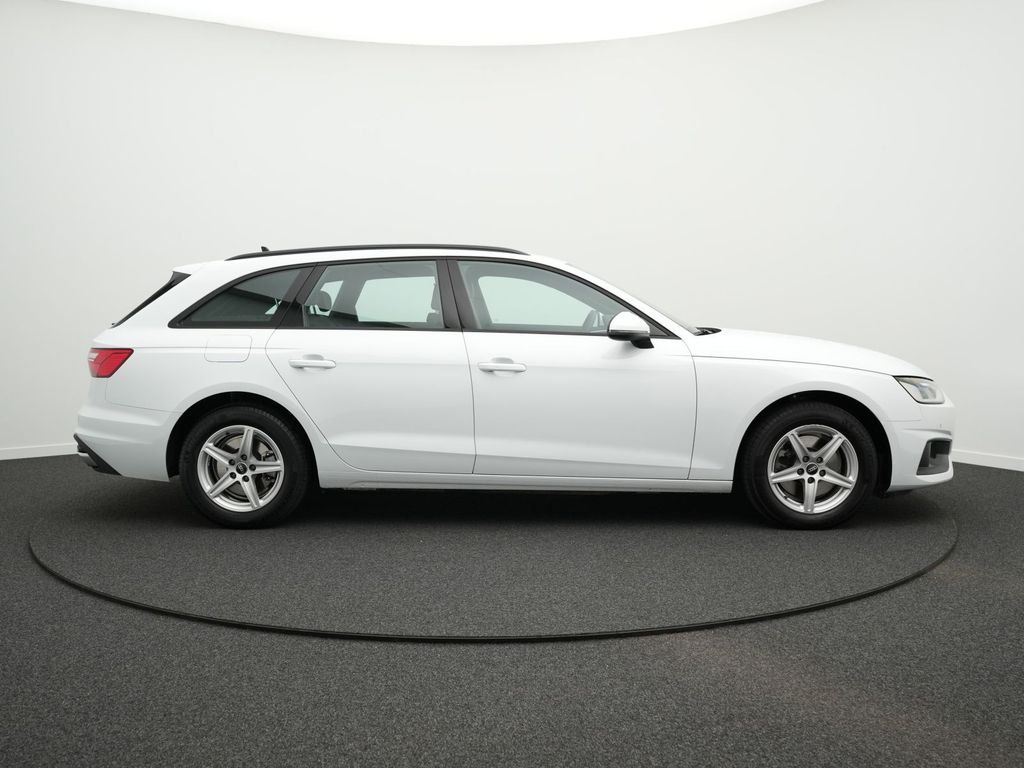 Audi A4 2022