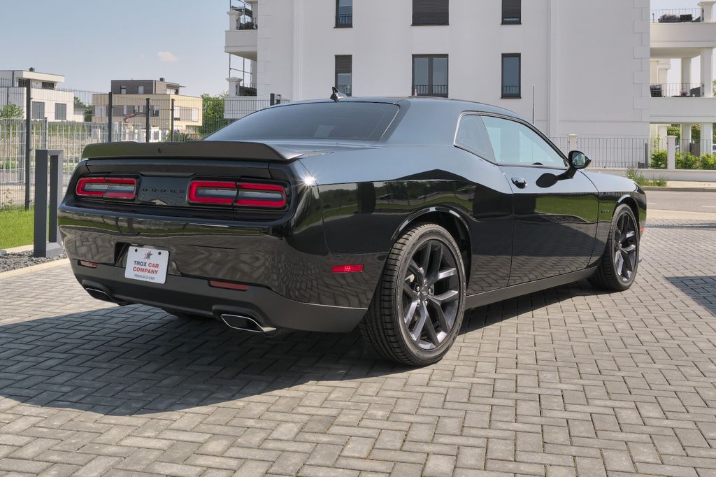 Dodge Challenger 2021